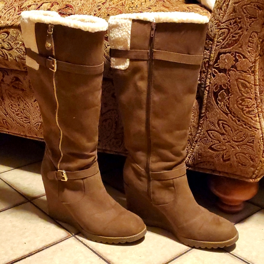 Unisa Brown Wedge Boots Woman's Size 11